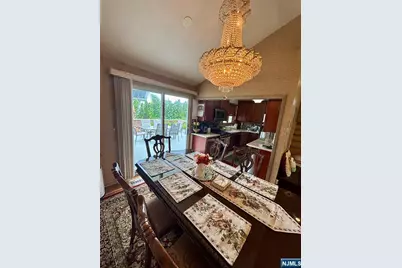 114 Sandra Drive, Totowa, NJ 07512 - Photo 9