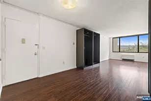 45 River Dr 415, Jersey City, NJ 07310 - Photo 3