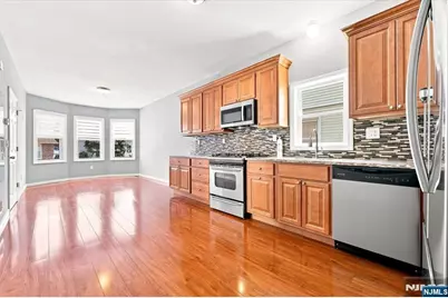 204 Hayward Place 1 #1, Wallington, NJ 07057 - Photo 7