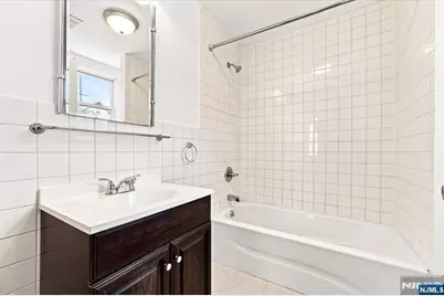 204 Hayward Place 1 #1, Wallington, NJ 07057 - Photo 11