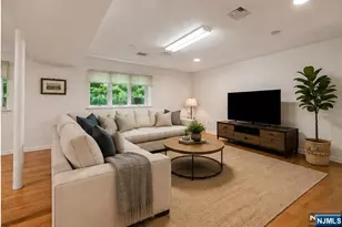 91 Lakeview Dr, Old Tappan, NJ 07675 - Photo 5