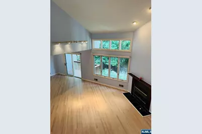 91 Lakeview Drive, Old Tappan, NJ 07675 - Photo 5