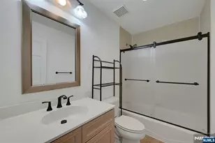 91 Lakeview Dr, Old Tappan, NJ 07675 - Photo 27