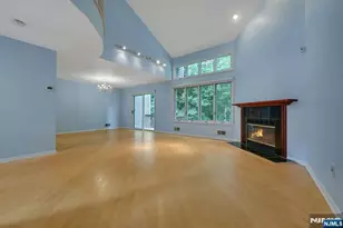91 Lakeview Dr, Old Tappan, NJ 07675 - Photo 7