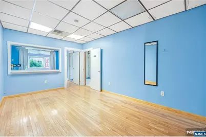 6702 Bergenline Avenue 2 #2, West New York, NJ 07093 - Photo 9