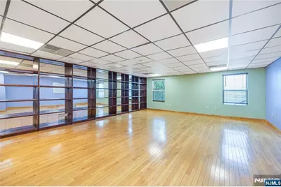 6702 Bergenline Avenue 2 #2, West New York, NJ 07093 - Photo 5