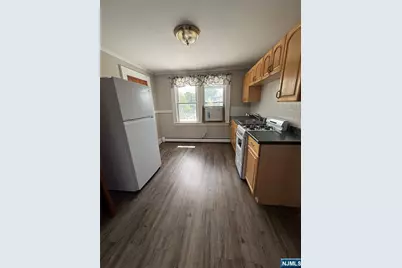 170 Laurel Avenue 3 #3, Kearny, NJ 07032 - Photo 7