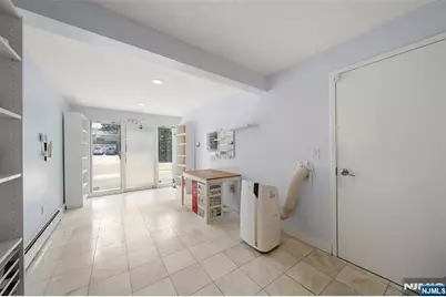 1095 Palisade Avenue, Fort Lee, NJ 07024 - Photo 21