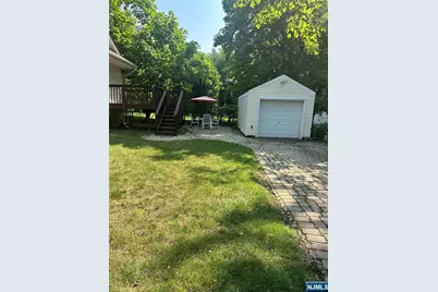 27 Glendale, Hillsdale, NJ 07642 - Photo 5