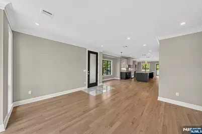 156 Morningside Lane, Palisades Park, NJ 07650 - Photo 33