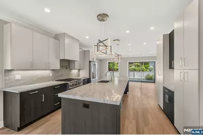 156 Morningside Lane, Palisades Park, NJ 07650 - Photo 35
