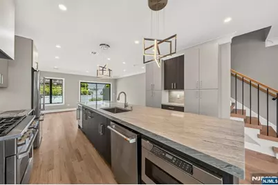 156 Morningside Lane, Palisades Park, NJ 07650 - Photo 37