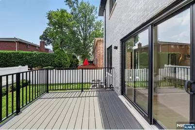 156 Morningside Lane, Palisades Park, NJ 07650 - Photo 23
