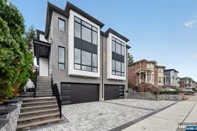 156 Morningside Lane A #A, Palisades Park, NJ 07650 - Photo 3
