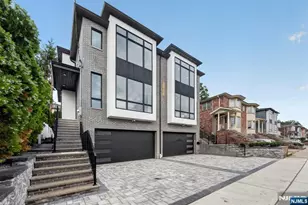 156 Morningside Ln A, Palisades Park, NJ 07650 - Photo 3