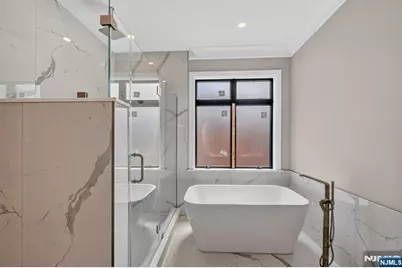 156 Morningside Lane B #B, Palisades Park, NJ 07650 - Photo 33
