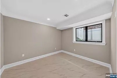 156 Morningside Lane B #B, Palisades Park, NJ 07650 - Photo 23