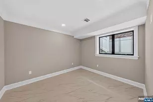156 Morningside Ln B, Palisades Park, NJ 07650 - Photo 23