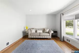 40 N Garwood Ct, Garfield, NJ 07026 - Photo 7