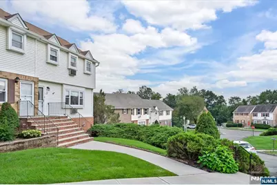 322 Richard Mine Road U12 #U12, Roxbury Township, NJ 07885 - Photo 3
