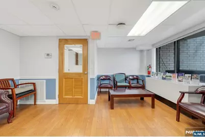 150 Overlook Avenue 1 #1, Hackensack, NJ 07601 - Photo 7