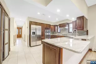99 Lambert Pl, Paramus, NJ 07652 - Photo 11