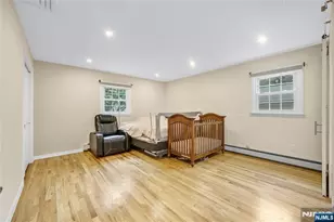 99 Lambert Pl, Paramus, NJ 07652 - Photo 15