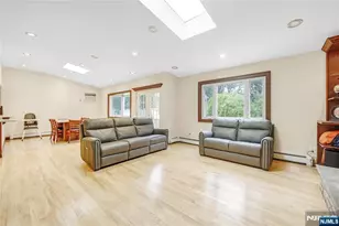 99 Lambert Pl, Paramus, NJ 07652 - Photo 7
