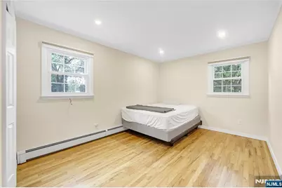 99 Lambert Place, Paramus, NJ 07652 - Photo 19