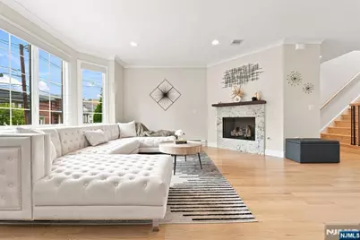 227 Lafayette Avenue B #B, Cliffside Park, NJ 07010 - Photo 3