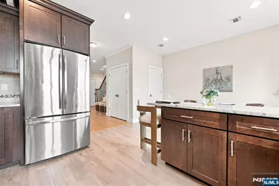 227 Lafayette Avenue B #B, Cliffside Park, NJ 07010 - Photo 9