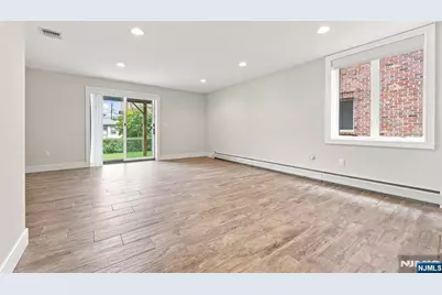 227 Lafayette Avenue B #B, Cliffside Park, NJ 07010 - Photo 31