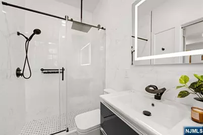 545 Palisade Avenue 2 #2, Jersey City, NJ 07307 - Photo 17