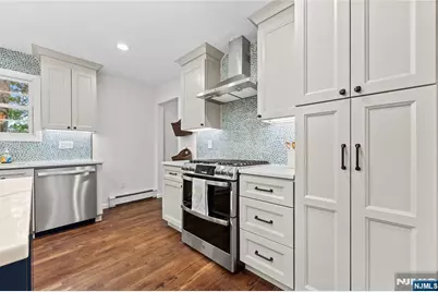 64 Grandview Drive, Haledon, NJ 07508 - Photo 15