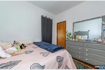 137 Uhland Street 2 #2, East Rutherford, NJ 07073 - Photo 7