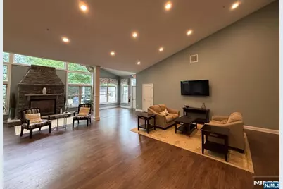 1005 Whitney Lane, Allendale, NJ 07401 - Photo 45