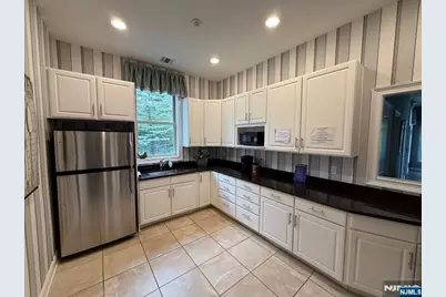 1005 Whitney Lane, Allendale, NJ 07401 - Photo 43