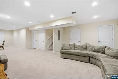 1005 Whitney Lane, Allendale, NJ 07401 - Photo 31