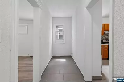 19 Nassau Place, East Orange, NJ 07018 - Photo 13