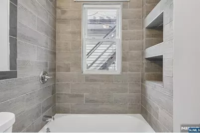 19 Nassau Place, East Orange, NJ 07018 - Photo 15