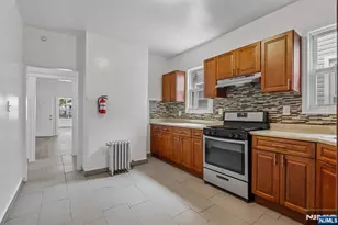 19 Nassau Pl, East Orange, NJ 07018 - Photo 9