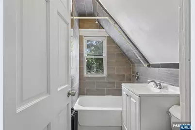 19 Nassau Place, East Orange, NJ 07018 - Photo 27