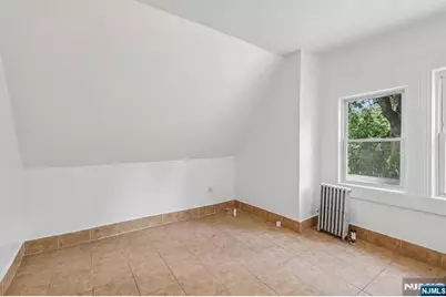 19 Nassau Place, East Orange, NJ 07018 - Photo 25