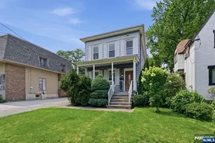 25 6th St, Englewood Cliffs, NJ 07632 - Photo 3
