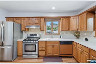 25 6th Street, Englewood Cliffs, NJ 07632 - Photo 21
