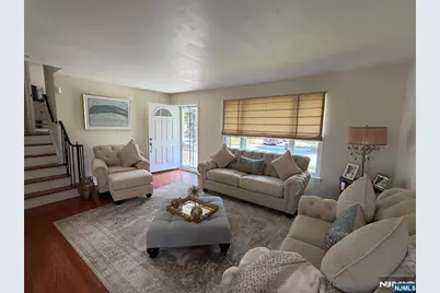 26 Hunter Avenue, Maywood, NJ 07607 - Photo 3