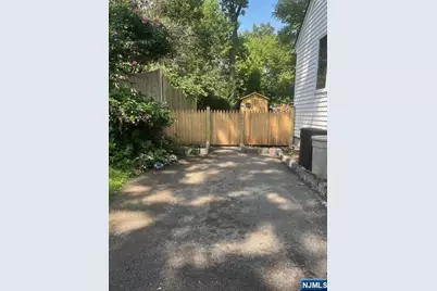 506 Smith Place, Ridgewood, NJ 07450 - Photo 7
