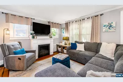 49 Bell, Bloomfield, NJ 07003 - Photo 5