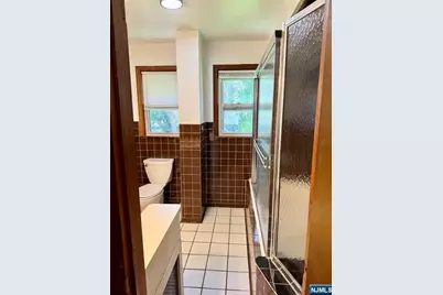 2465 Camner Street, Fort Lee, NJ 07024 - Photo 19