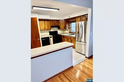 2465 Camner Street, Fort Lee, NJ 07024 - Photo 15